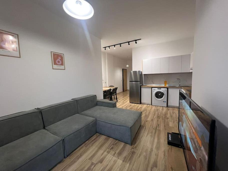 Thyamis Apartment Tirana Exterior photo