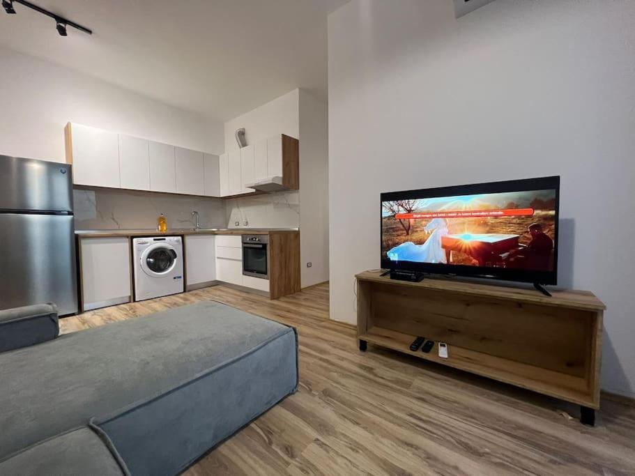Thyamis Apartment Tirana Exterior photo