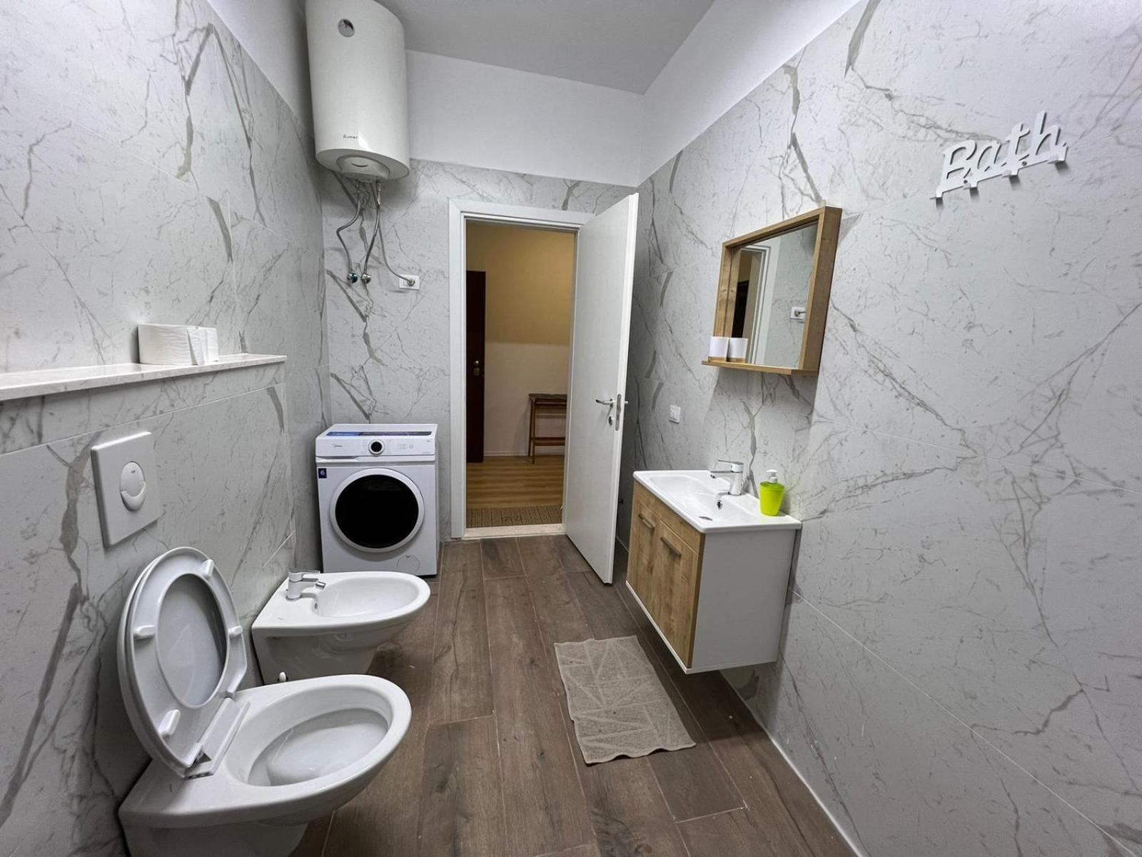 Thyamis Apartment Tirana Exterior photo